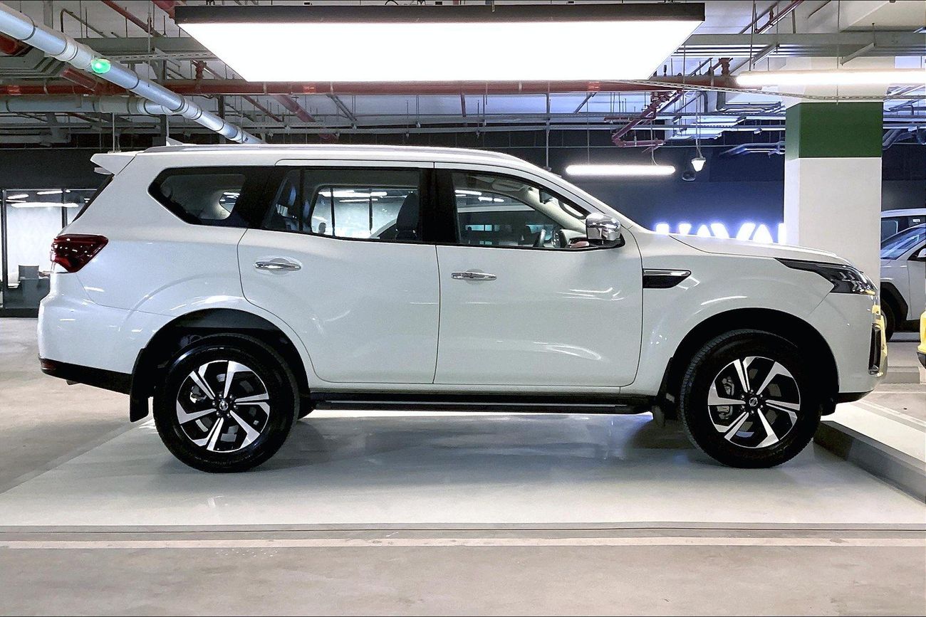 Nissan XTerra Platinum | Guaranteed Warranty | 0 Down Payment