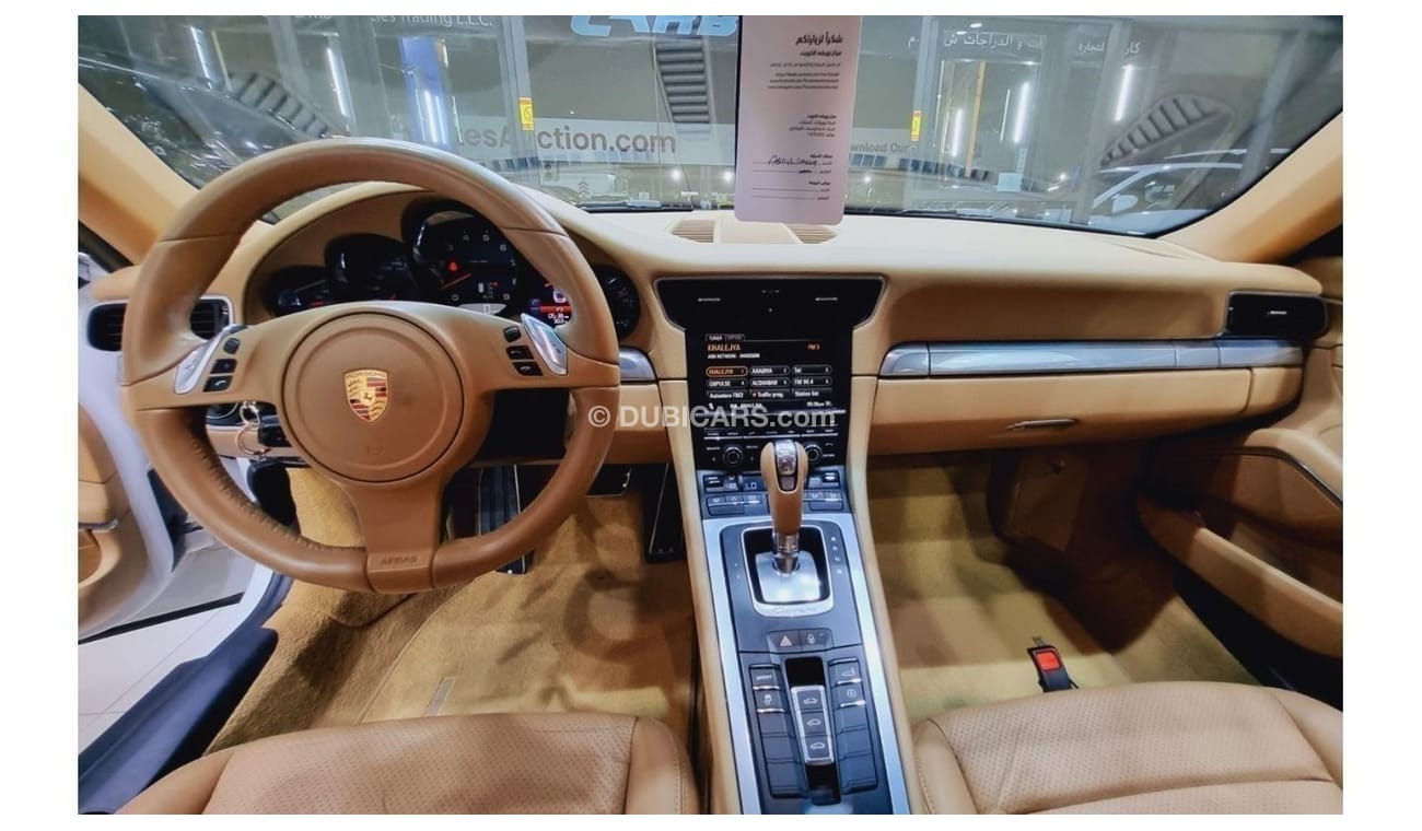 بورش 911 PORSCHE CARRERA 2012 GCC IN BEAUTIFUL SHAPE WITH PORSCHE SERVICE HISTORY FOR 209K AED