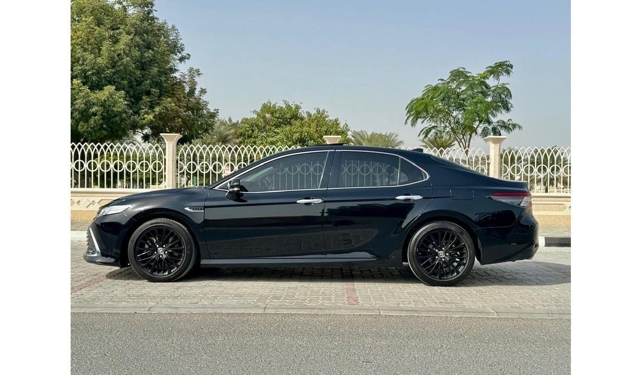 تويوتا كامري CAMRY 2023 40 Anniversary Edition,panoramic,GCC TOP OF RANGE
