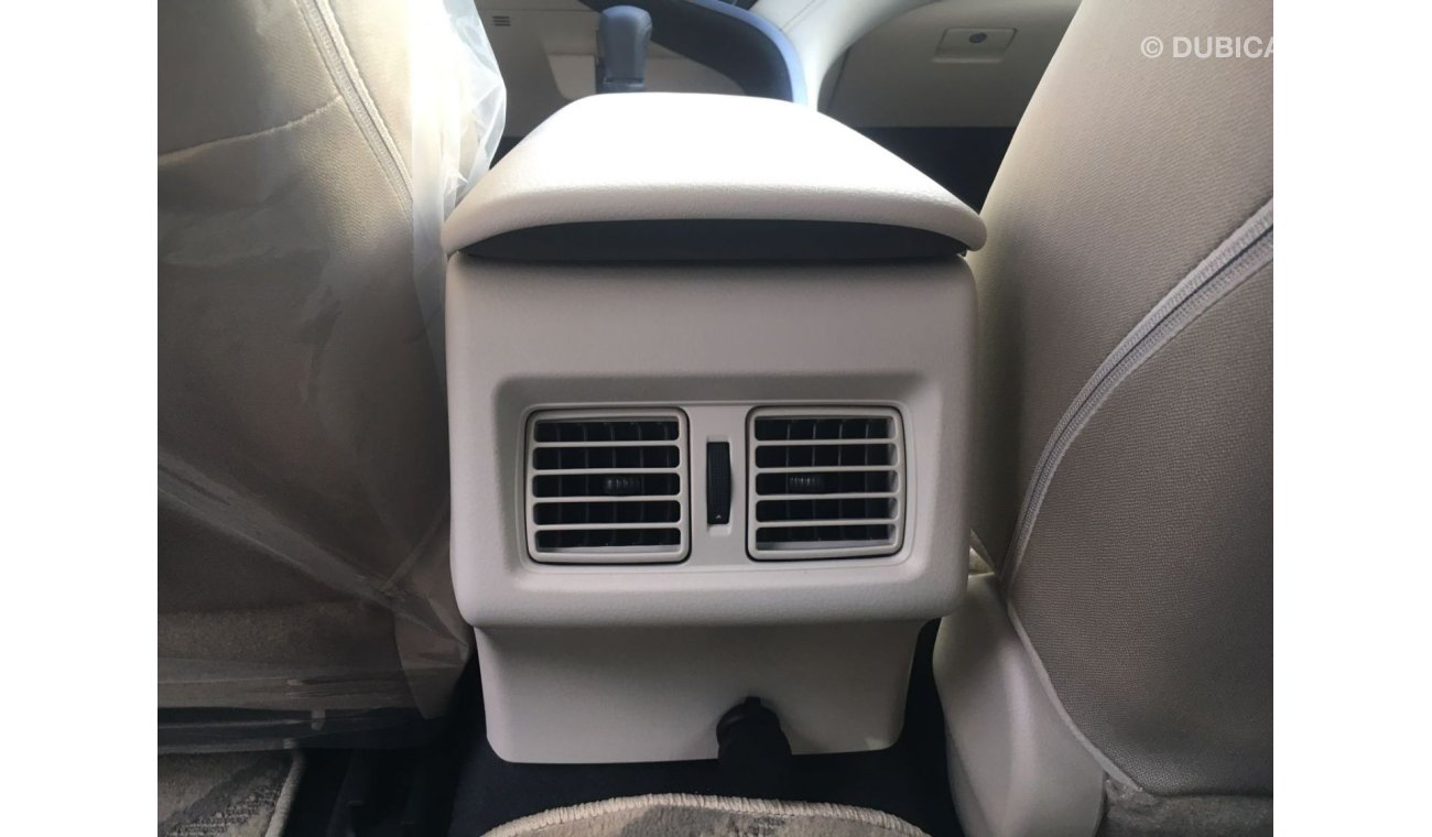 تويوتا كامري LE تويوتا كامري LE (AXVH71) 2.5 لتر سيدان هجين دفع أمامي 4 أبواب لون أبيض 2020 موديل دفع بدء ناقل حر