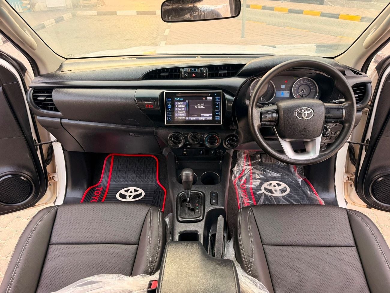 تويوتا هيلوكس SR With Upgrade GR Sport shape