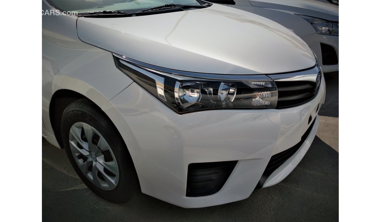 Toyota Corolla 2015 WHITE GCC NO PAIN NO ACCIDENT PERFECT