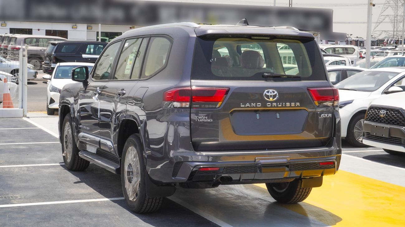 Toyota Land Cruiser GXR Twin Turbo 3.5 L V6