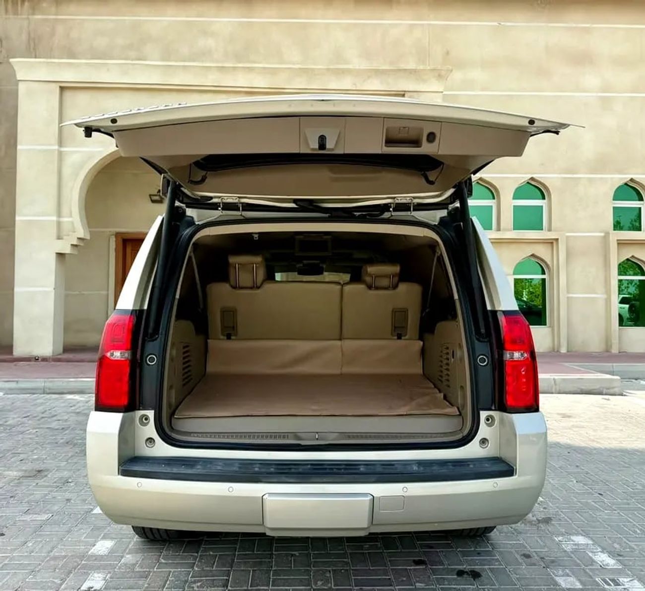 Chevrolet Suburban LTZ | GCC Specs | Full Option | Excellent Condition