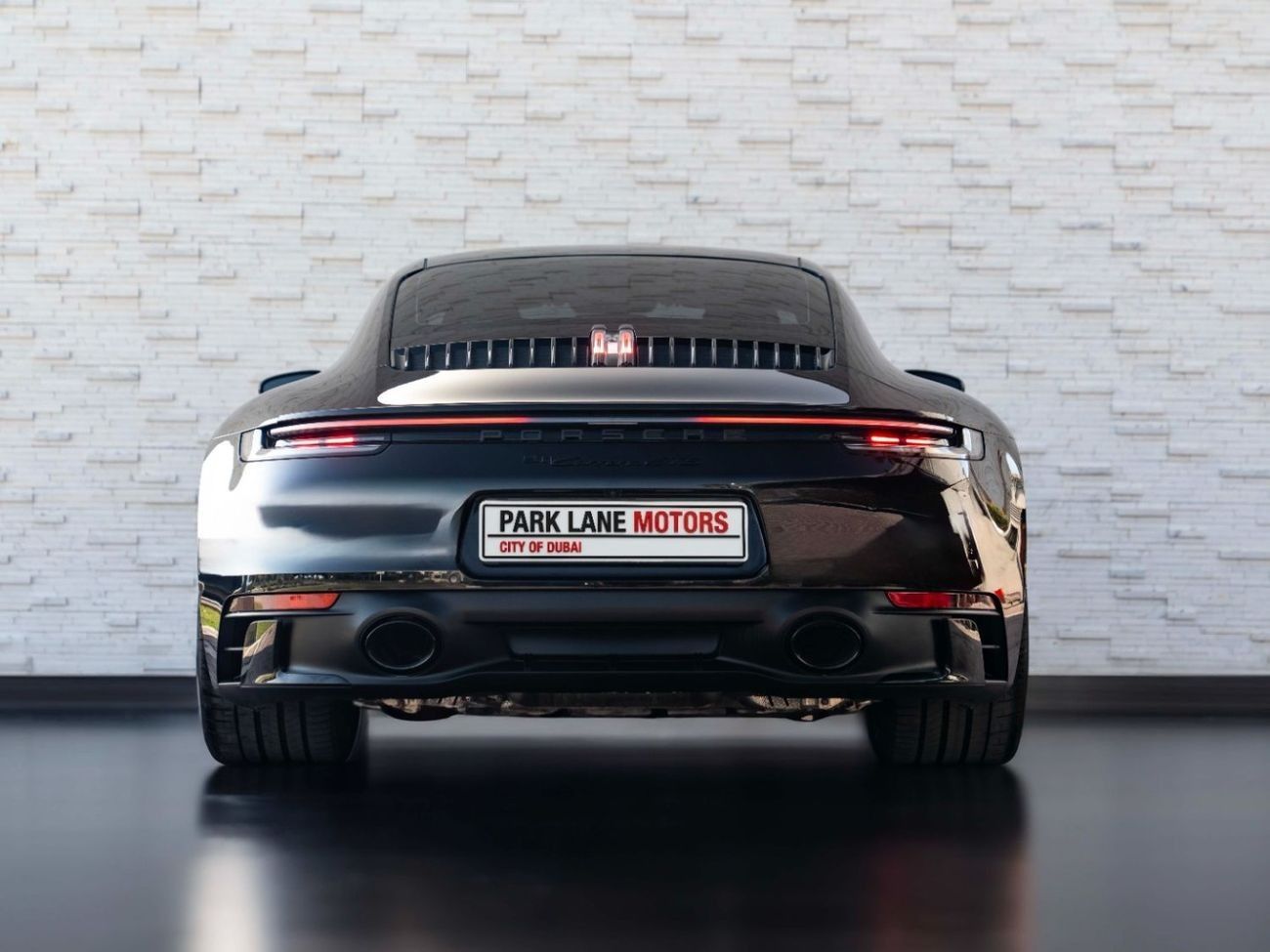 Porsche 911 Carrera 4GTS 3.0L (475 HP) Coupe