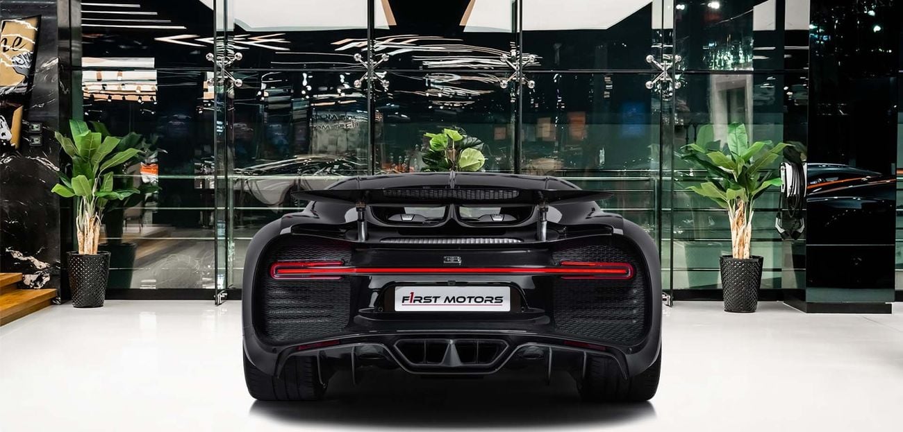 بوغاتي شيرون 8.0L W16 Quad-Turbo Engine