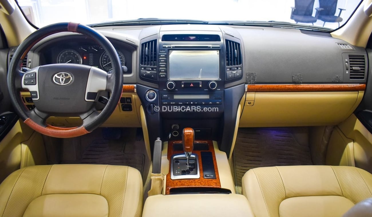 تويوتا لاند كروزر GXR