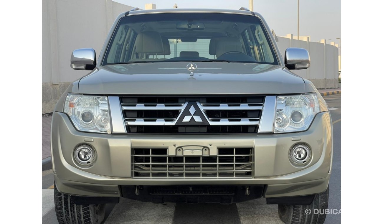 Mitsubishi Pajero Mitsubishi Pajero 2014 GCC, full option, absolutely no accidents, very clean inside and out