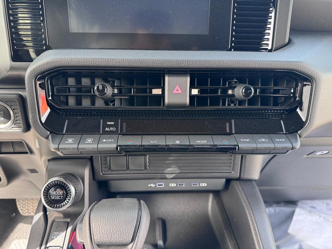 Toyota Prado 2.4L Basic (new shape)