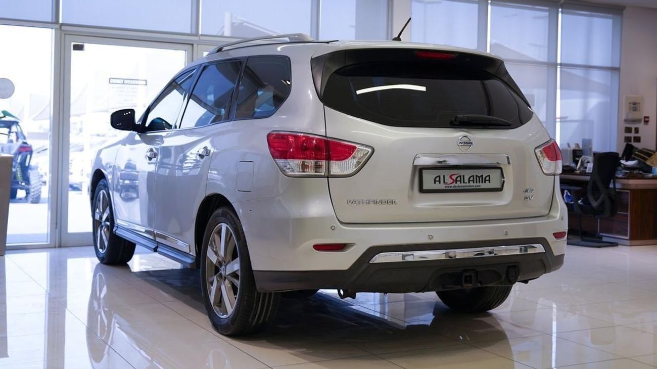 Nissan Pathfinder SV 3.5L (260 HP) 4WD