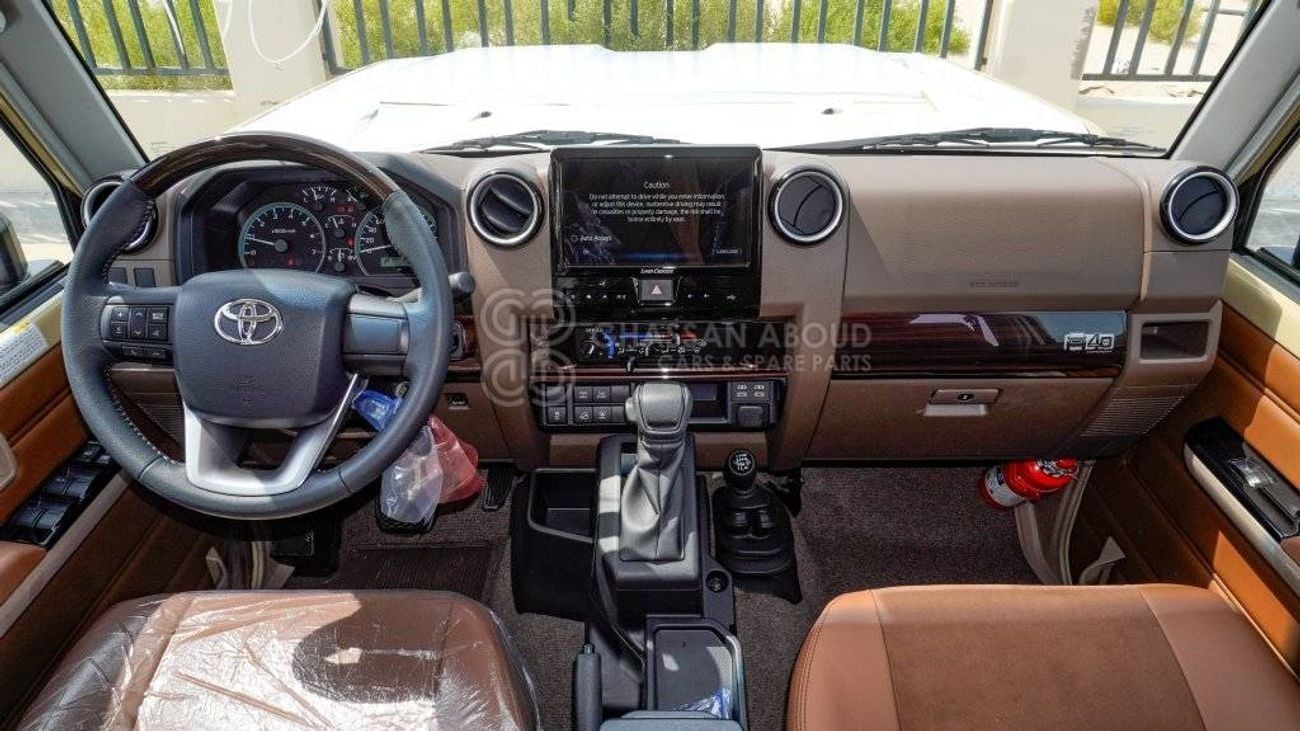 Toyota Land Cruiser 70 LC 76 Hardtop LX 4.0L