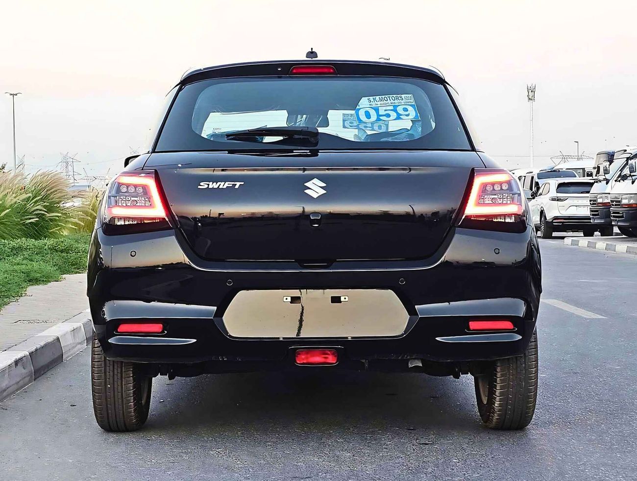 سوزوكي سويفت GLX, 1.2L / RADAR / GCC SPECS / HIGH OPTION (CODE # GLX)