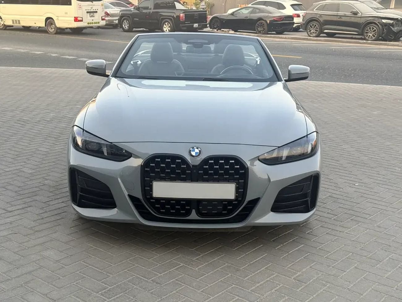 بي أم دبليو 430i LUXURY M SPORT PACKAGE