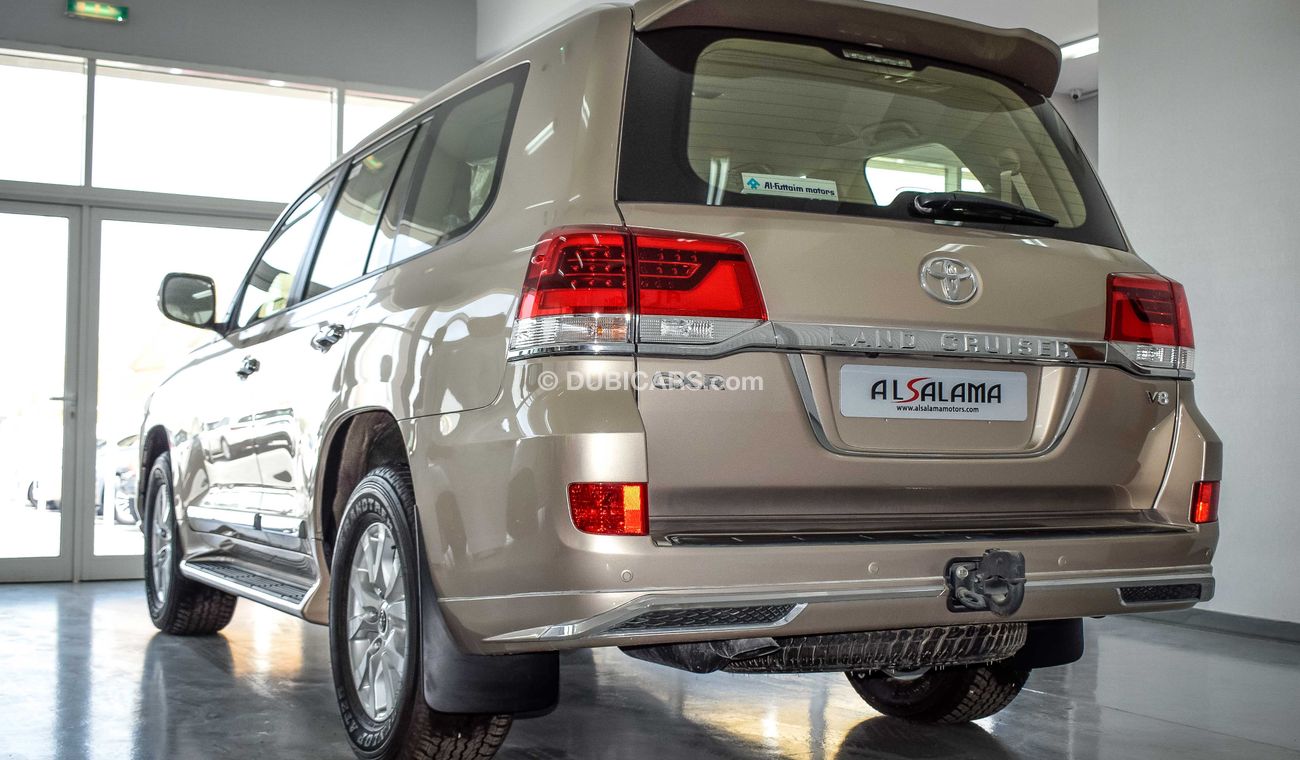 Toyota Land Cruiser GXR V8