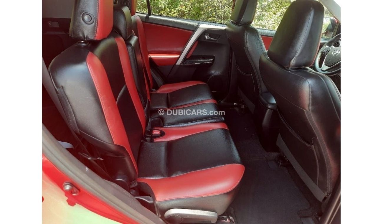 Toyota RAV4 VXR Toyota rav_4  (USA-SPEC) 4*4 - 2015- VERY GOOD CONDITION