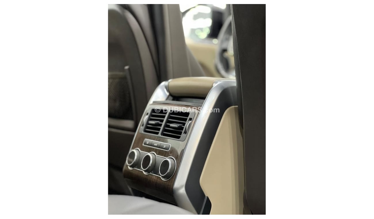 Land Rover Range Rover Sport 2015 Range Rover Sport HSE V6, Service History, Excellent Condition, GCC