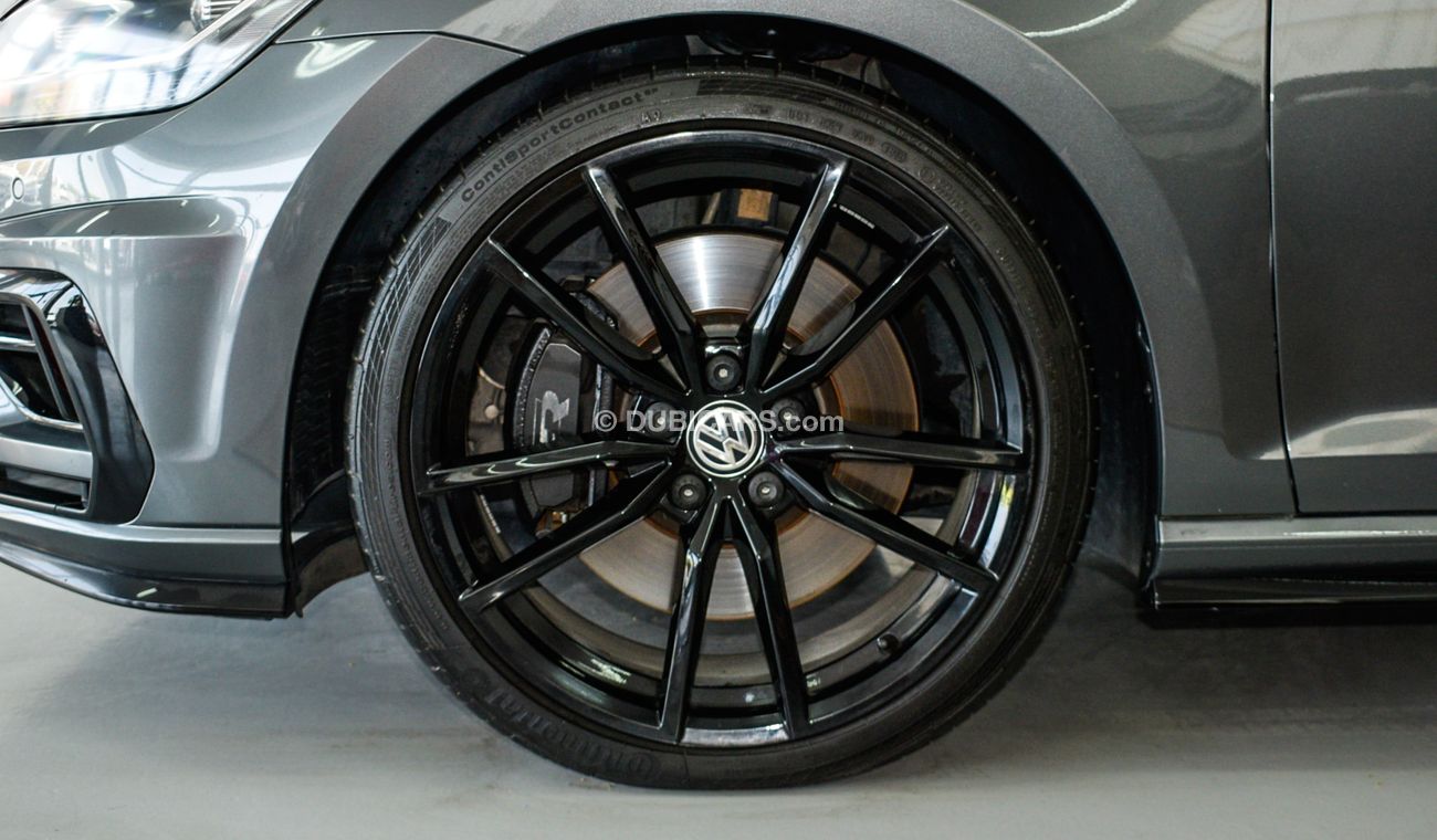 Volkswagen Golf R
