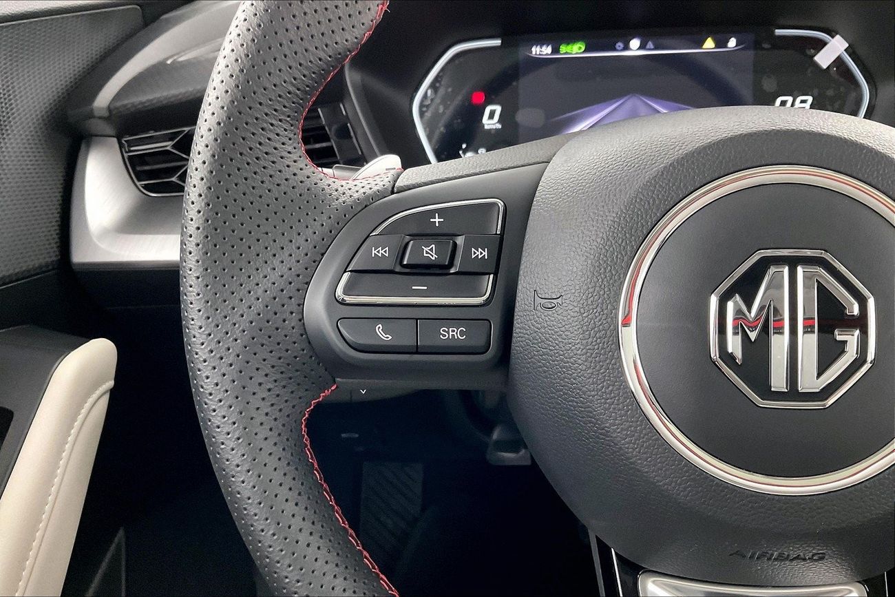 أم جي GT Luxury | شامل الضمان | 0 ﺪﻔﻋﺓ ﺃﻮﻟﻯ