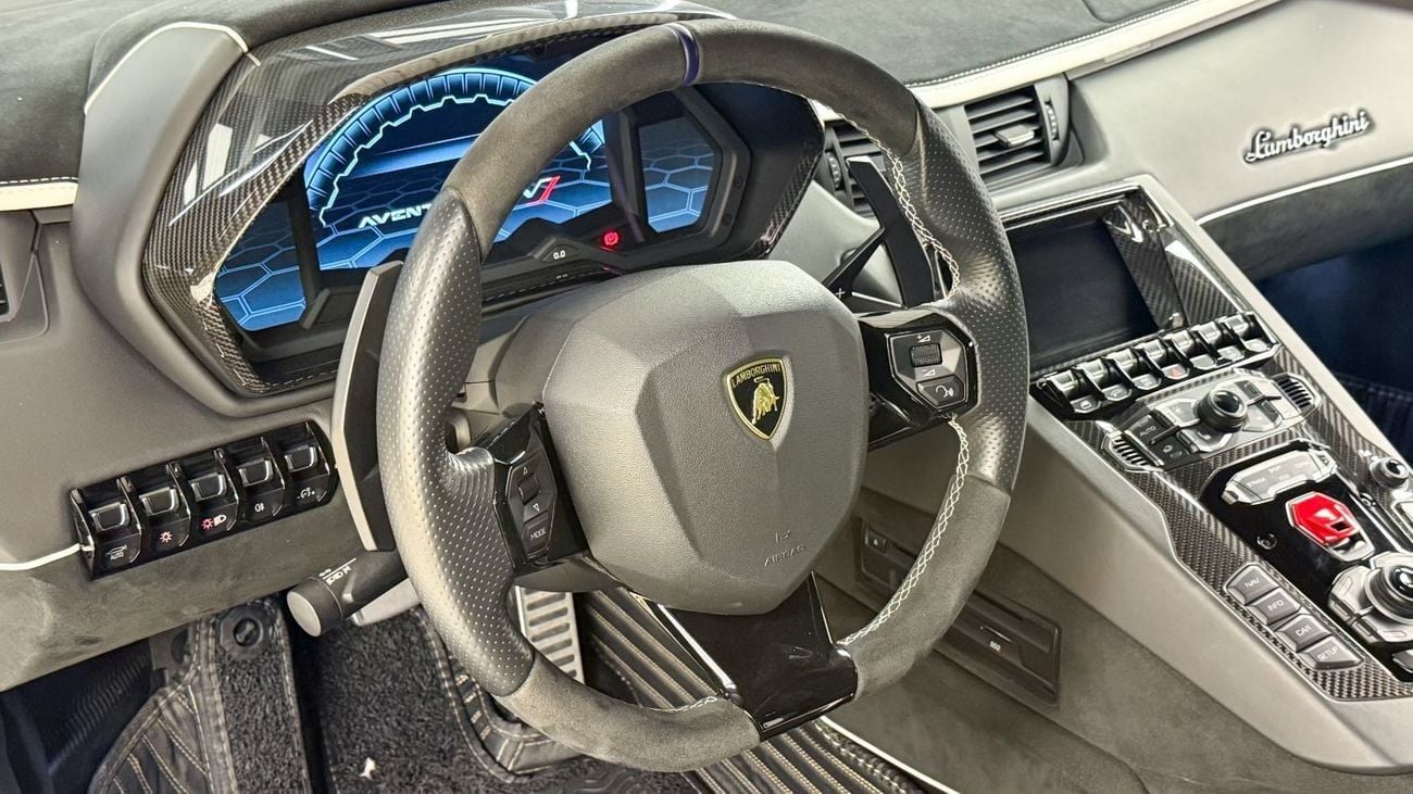 Lamborghini Aventador SVJ 6.5L V12 - Lamborghini Aventador - 1 of 900 worldwide - Naturally Aspirated V12