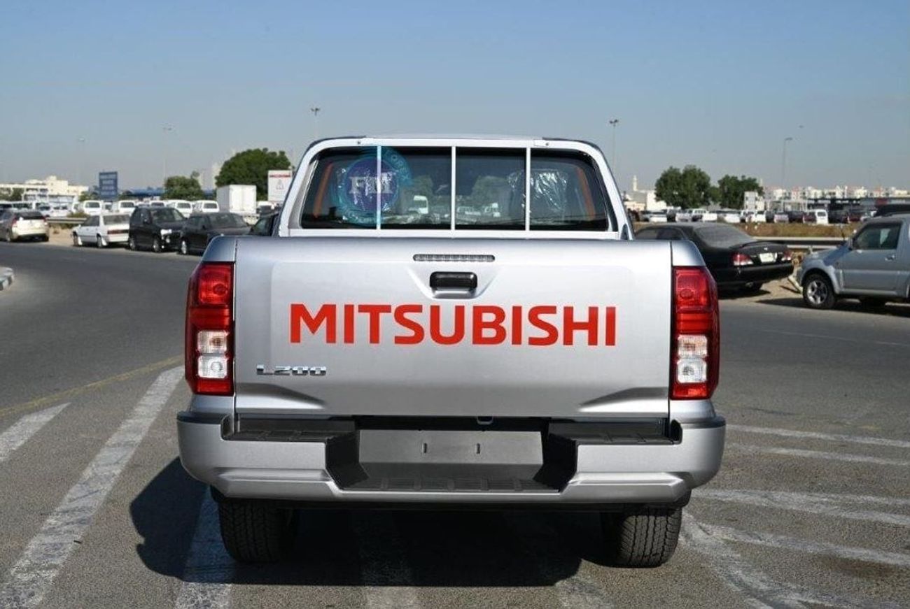 Mitsubishi L200 GLS 2.4L Petrol 4WD Manual