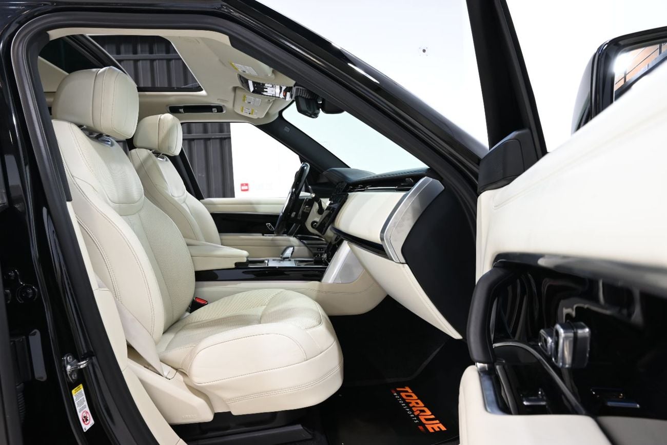 Land Rover Range Rover SE 2025 Range Rover Vogue P530 SE, Range Rover (Al Tayer) Service History, 1 Year Warranty