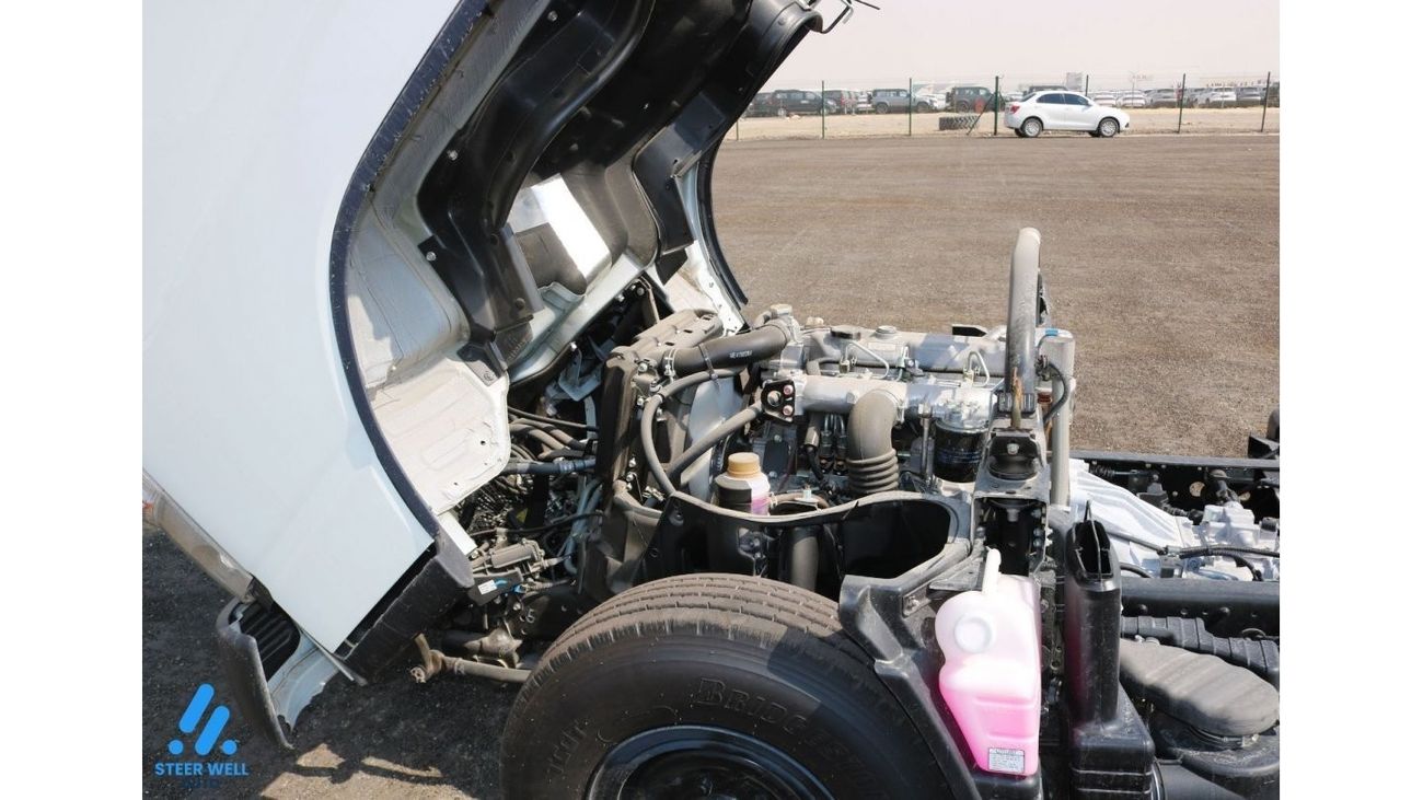 Mitsubishi Fuso Canter 2023 4D33-7A 4×2 Diesel 2.7L M/T 2.5 Ton Short