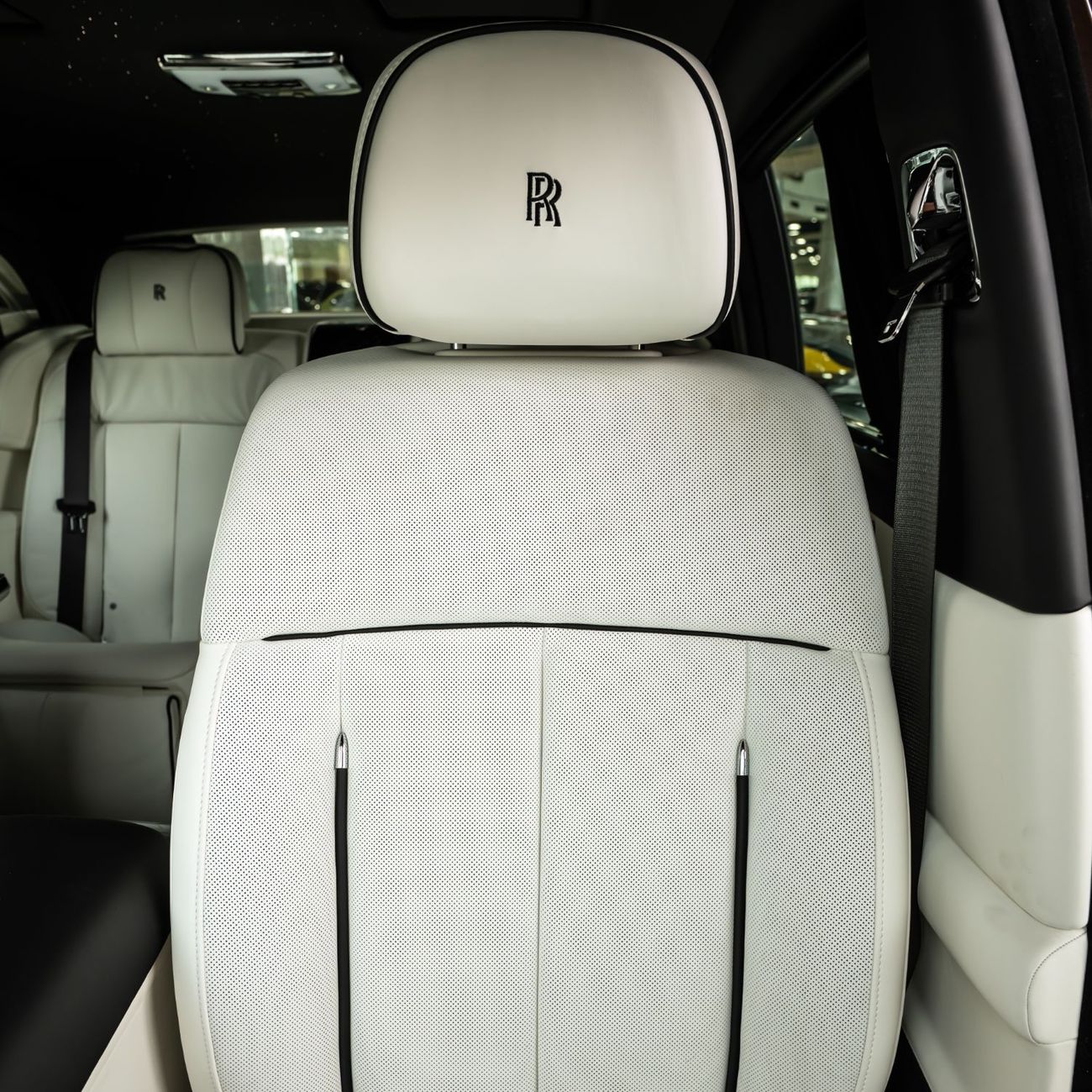 رولز رويس فانتوم 2026 ROLLS ROYCE PHANTOM GCC WITH WARRANTY+ SERVICE( BRAND NEW )