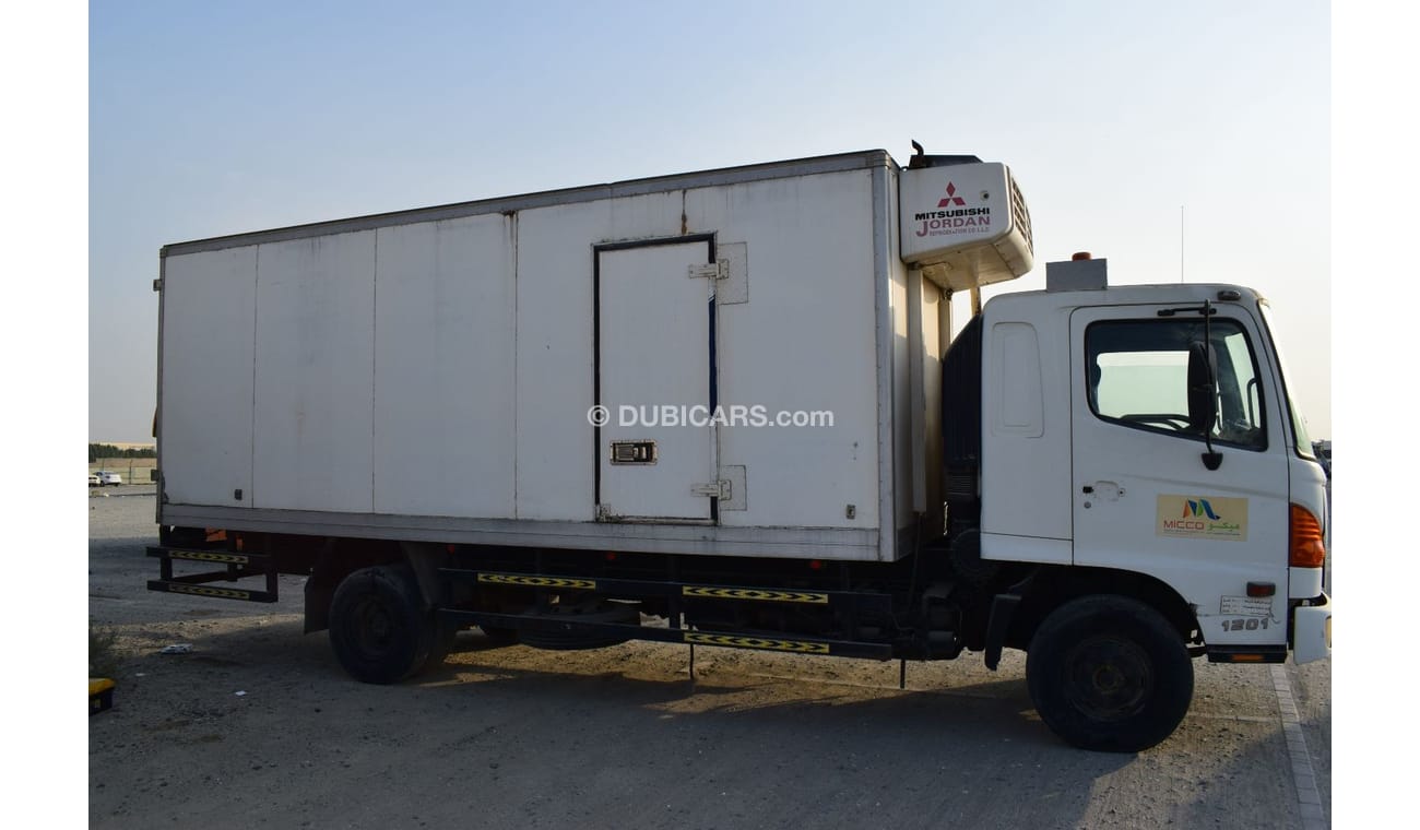 Hino 500 Hino 1021 Refrigerator Truck, Model:2008. Excellent condition