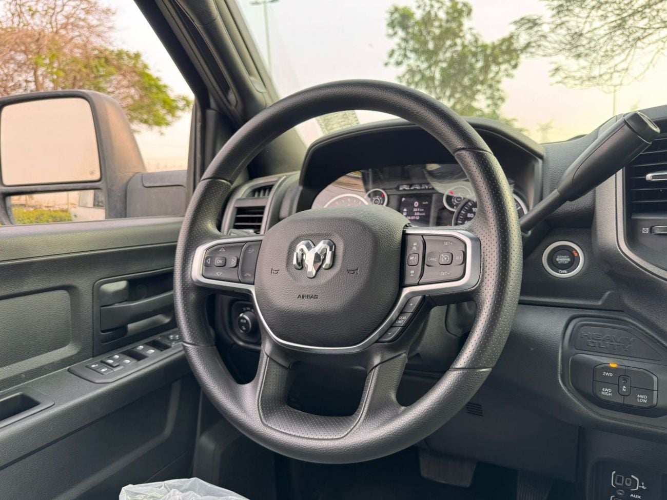 رام 2500 Power Wagon 6.4L 4WD (5 Seater)