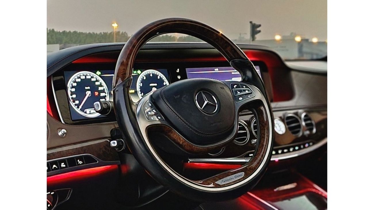 مرسيدس بنز 500