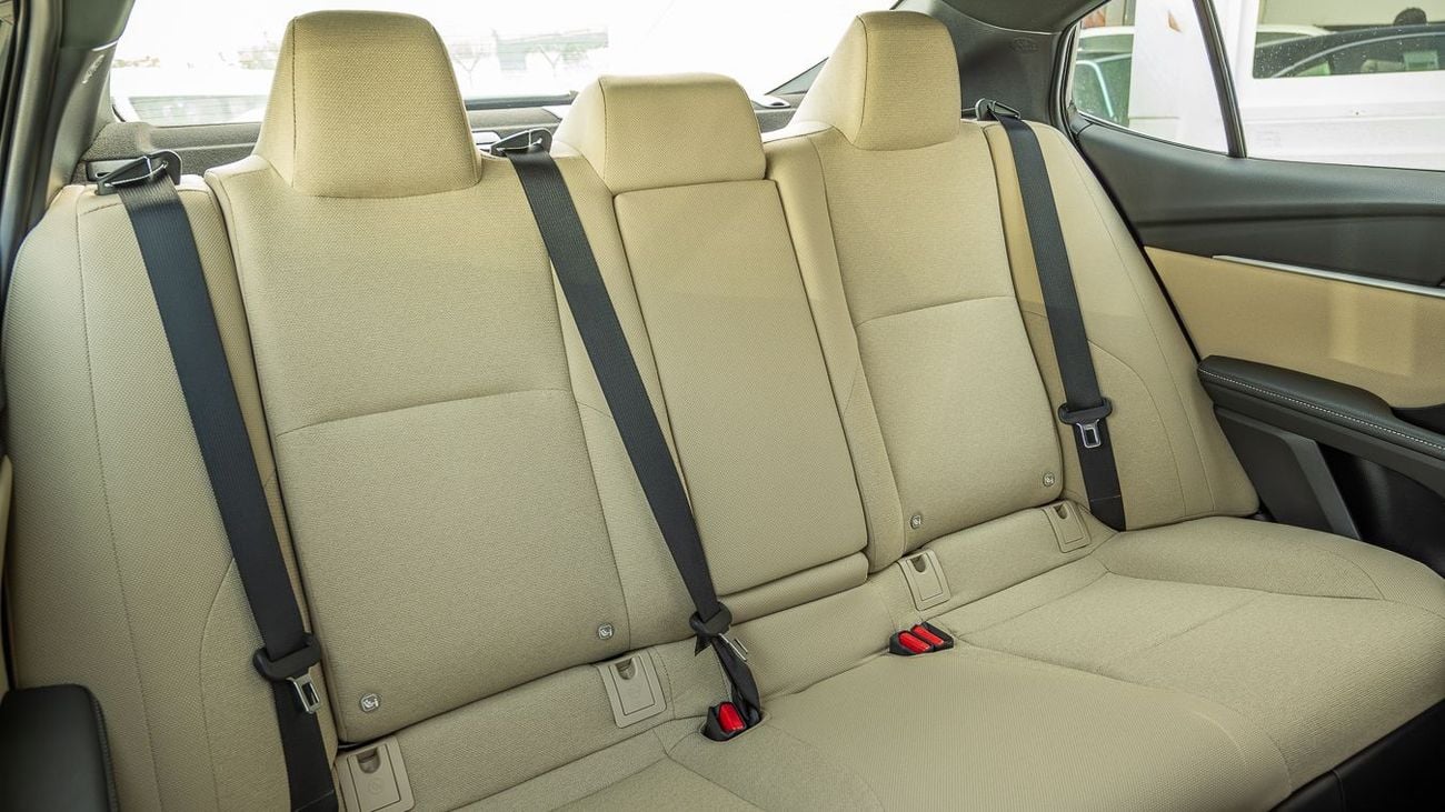 تويوتا كامري TOYOTA CAMRY 2.5 BASIC HYBRID -2025YM