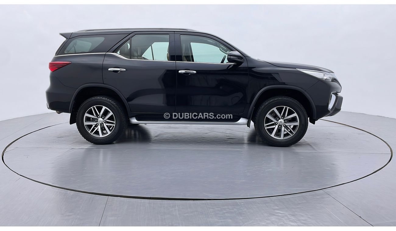 تويوتا فورتونر VXR 4 | +مع الضمان | كمان تم فحص ١٥٠