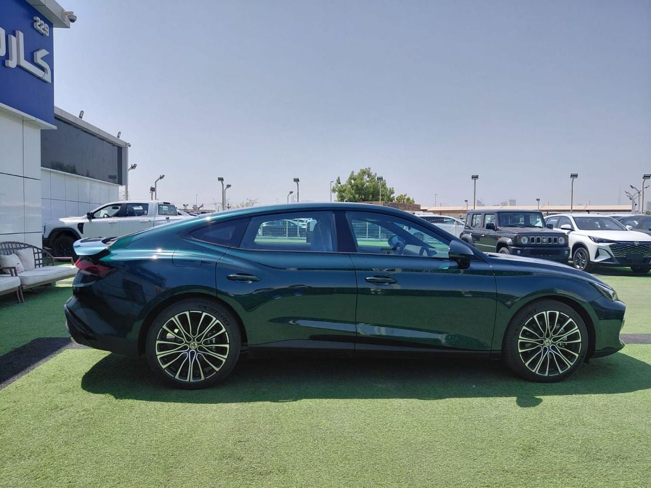 MG 7 STANDARD MG7 2025 1.5T 300 DCT Elegant Edition