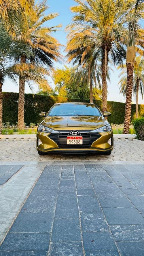 هيونداي إلانترا 2.0L