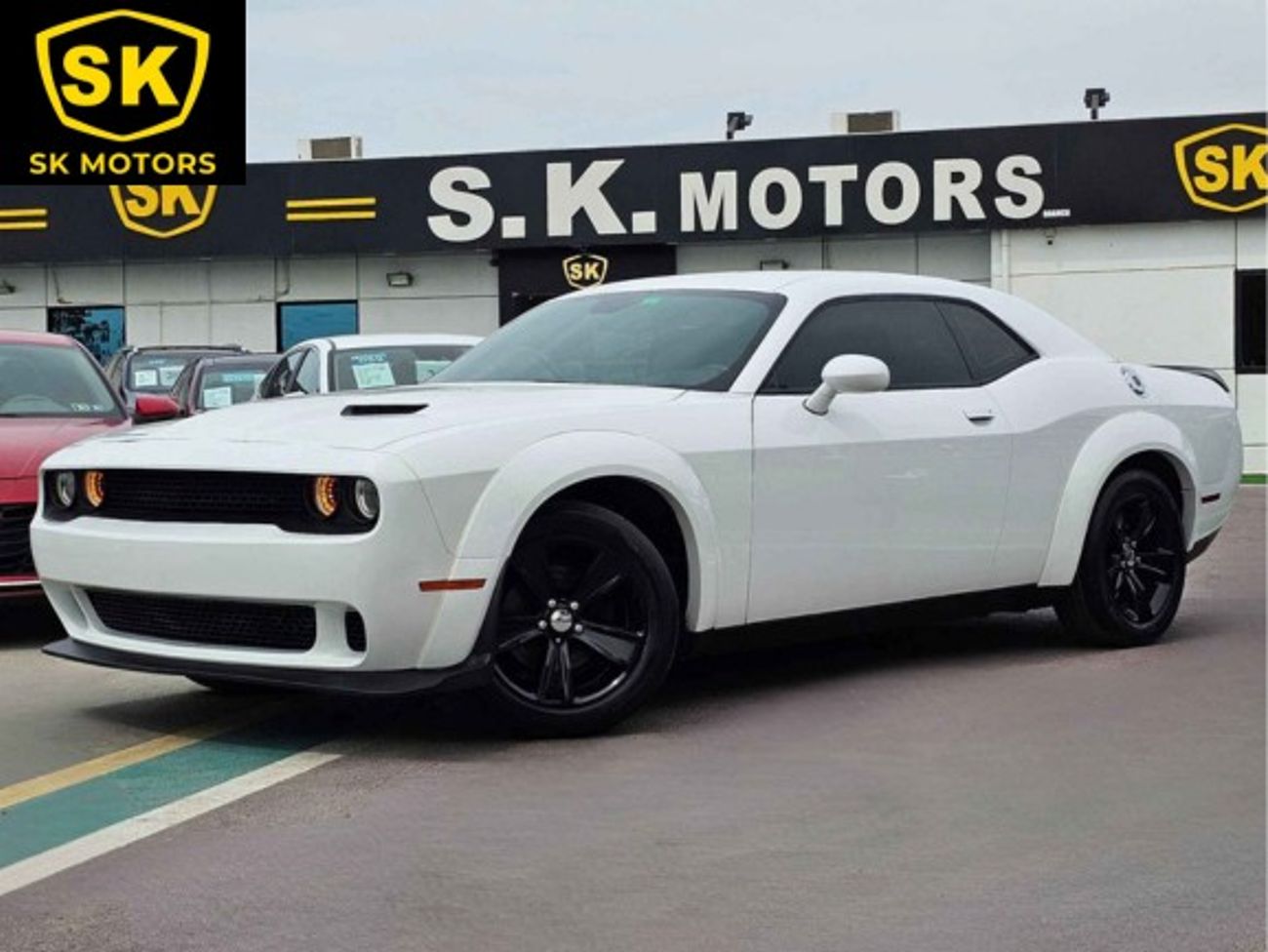 Dodge Challenger SXT V6/ ORG AIRBAG/ WIDE BODY KIT/ CUSTOM EXHAUST/ DVD/ LEATER/ ELECTRIC SEAT/ 806 Monthly/LOT#69514
