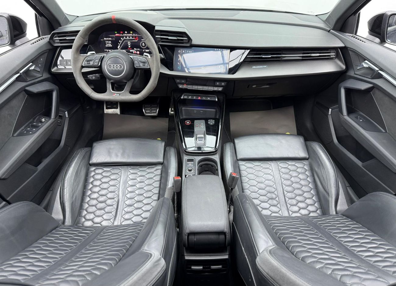 Audi RS3 TFSI quattro 2.5L Sportback 2022 Audi RS3, 1 Year Unlimited KM Warranty, Excellent Condition