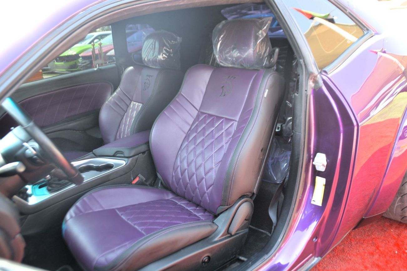 Dodge Challenger R/T Scat Pack 6.4L PURPLE BLACK MONSTER