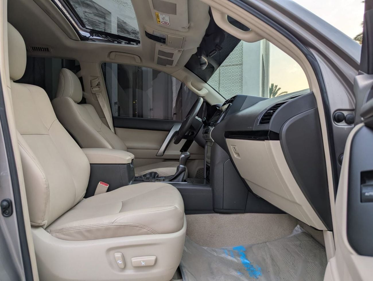 Toyota Prado Toyota Prado 2023 v6 bronze LHD Petro engine