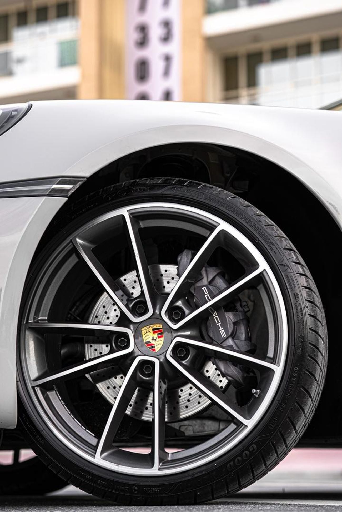 Porsche 911 Carrera 3.0L (380 HP) Convertible