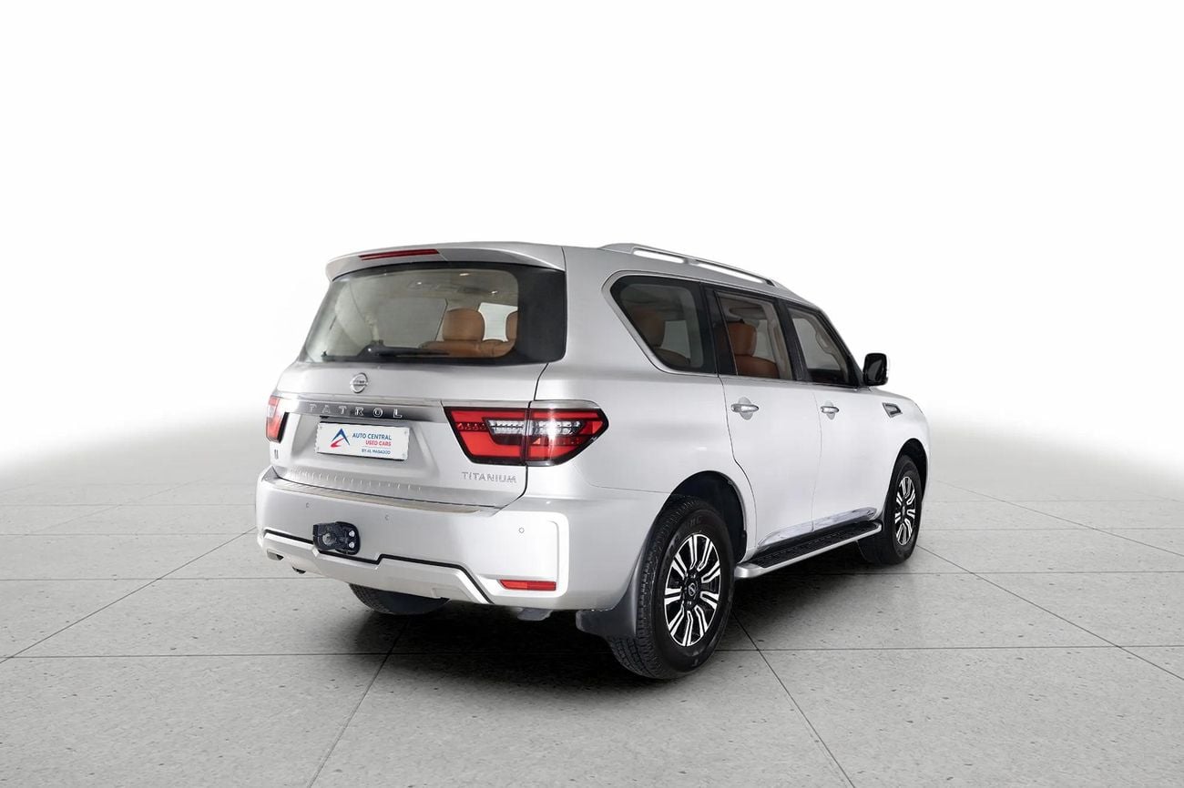 Nissan Patrol SE TITANIUM 4.0