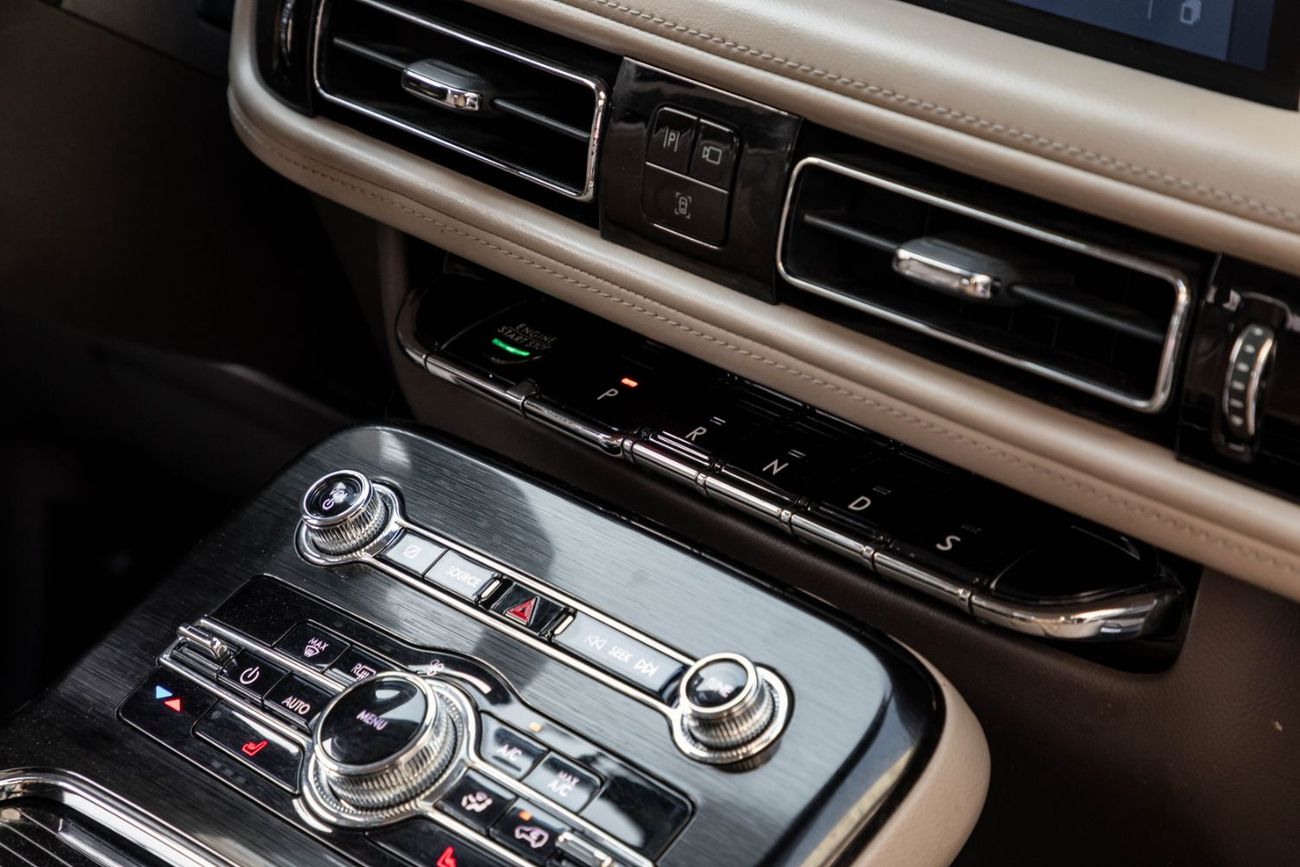 Lincoln Nautilus Nautilus Premiere AWD 2.0L | 2,057 P.M | 0% Downpayment | Warranty!