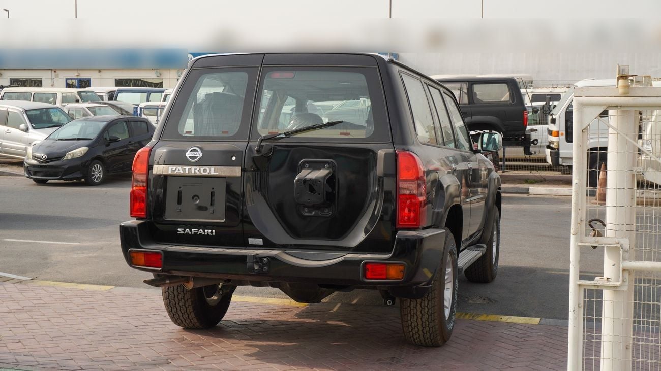Nissan Patrol Safari