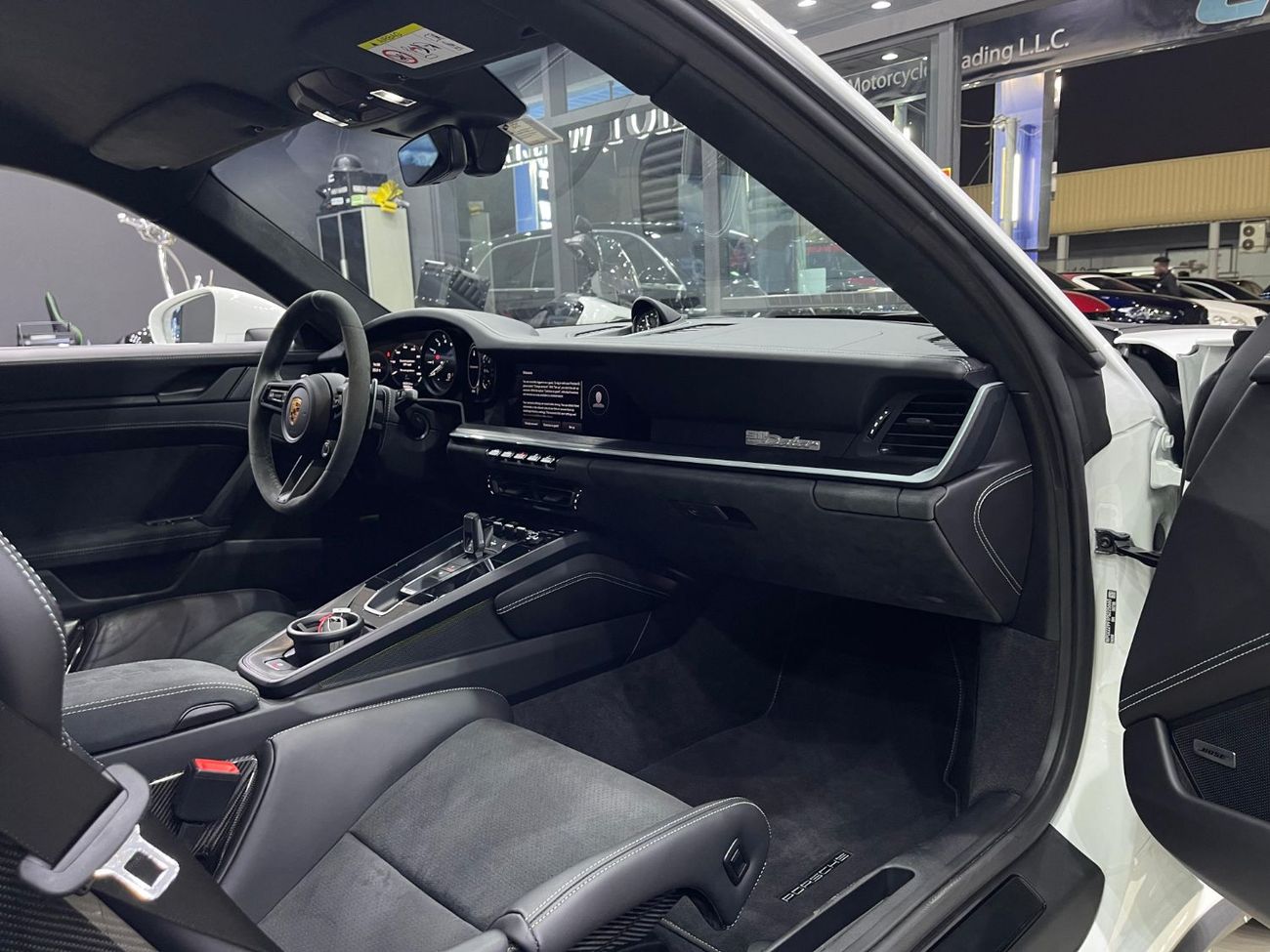 Porsche 911 Dakar 3.0L (475 HP) Coupe