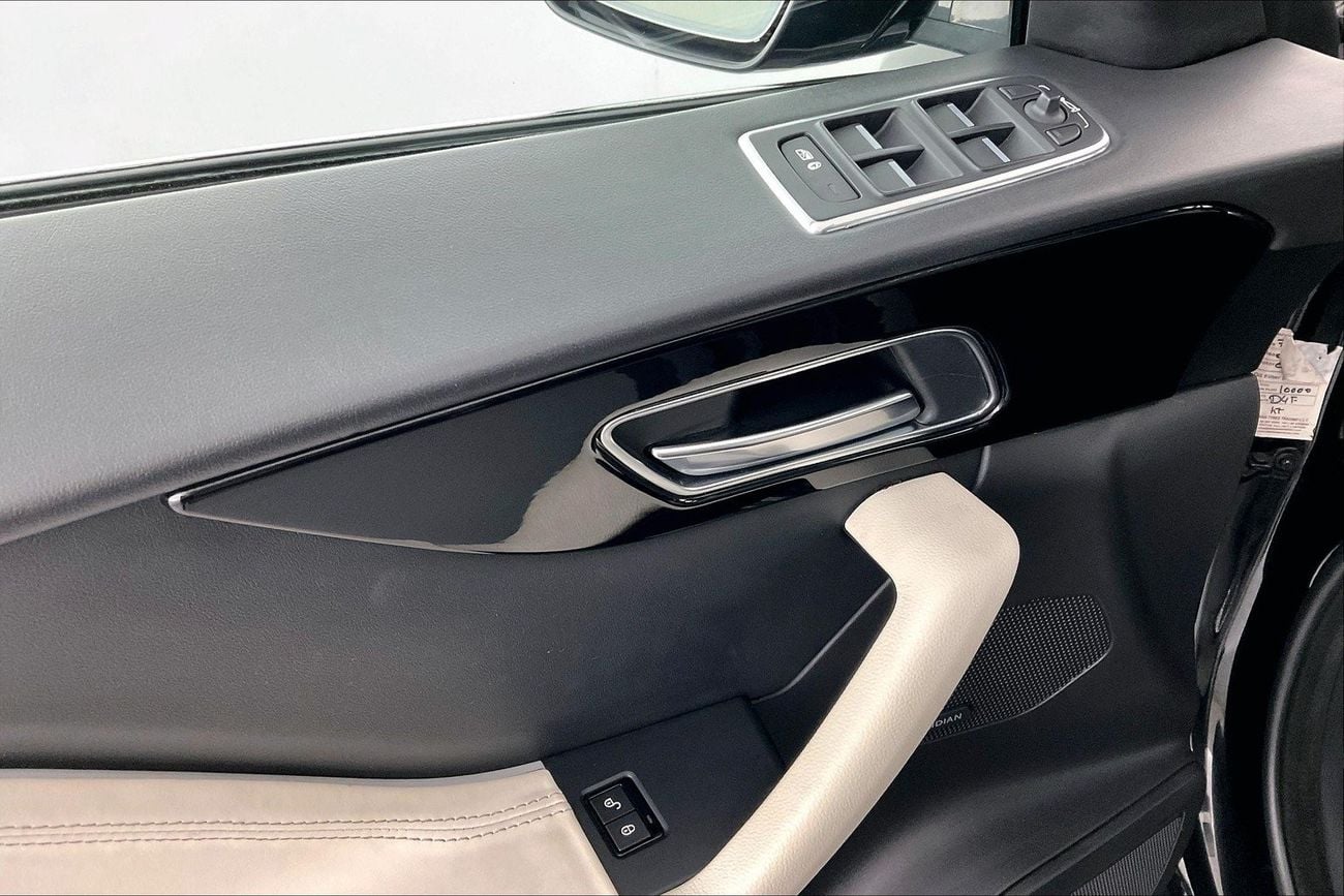 جاكوار F بيس R-Sport | عرض العيد الحصري | خالية من أضرار الفيضانات