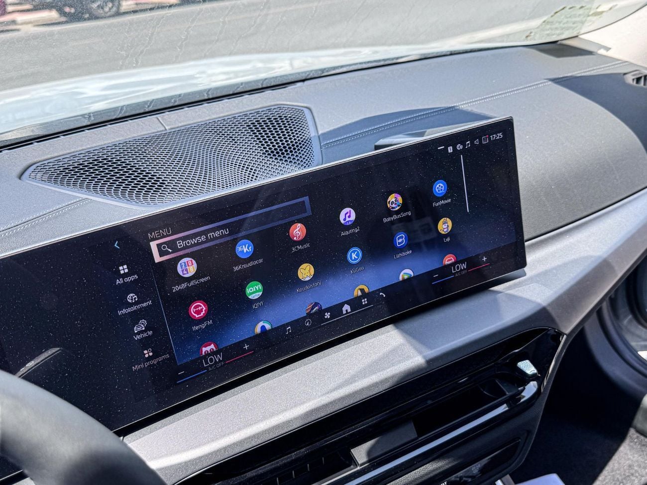 بي أم دبليو i3 EDRIVE35L (NON GCC) 