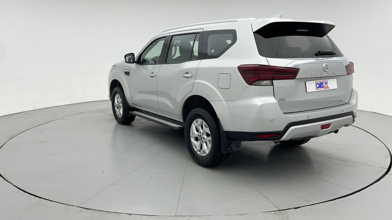 نيسان إكستيرا TITANIUM 2.5 | بدون دفعة مقدمة | اختبار قيادة مجاني للمنزل