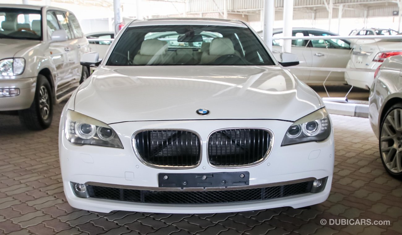 بي أم دبليو 750 Li