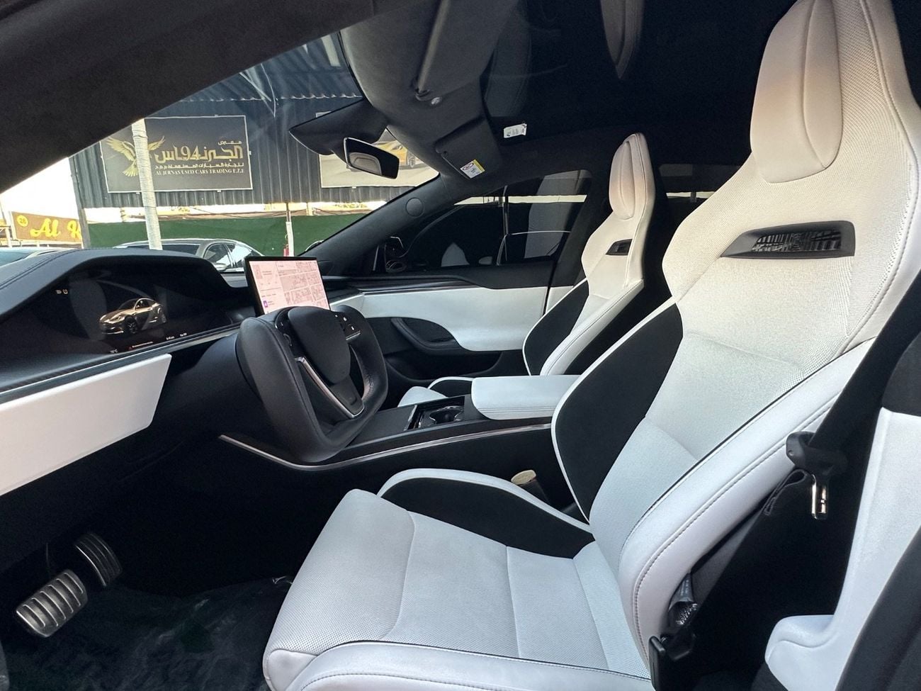 Tesla Model S PLAID