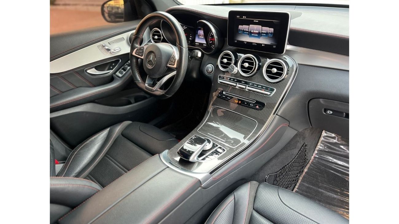 Mercedes-Benz GLC 43 MERCEDES GLC-43 GCC 2017 ORGINAL PAINT // ACCIDENT FREE // PERFECT CONDITION