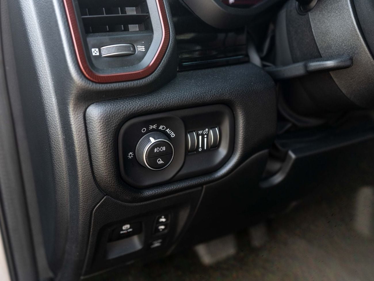RAM 1500 REBEL CREW, миниатюра 13